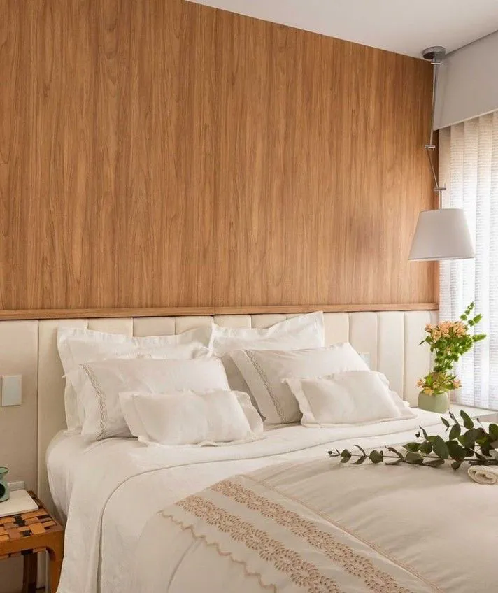 Mid-century modern bedroom design with sustainable materials and natural light