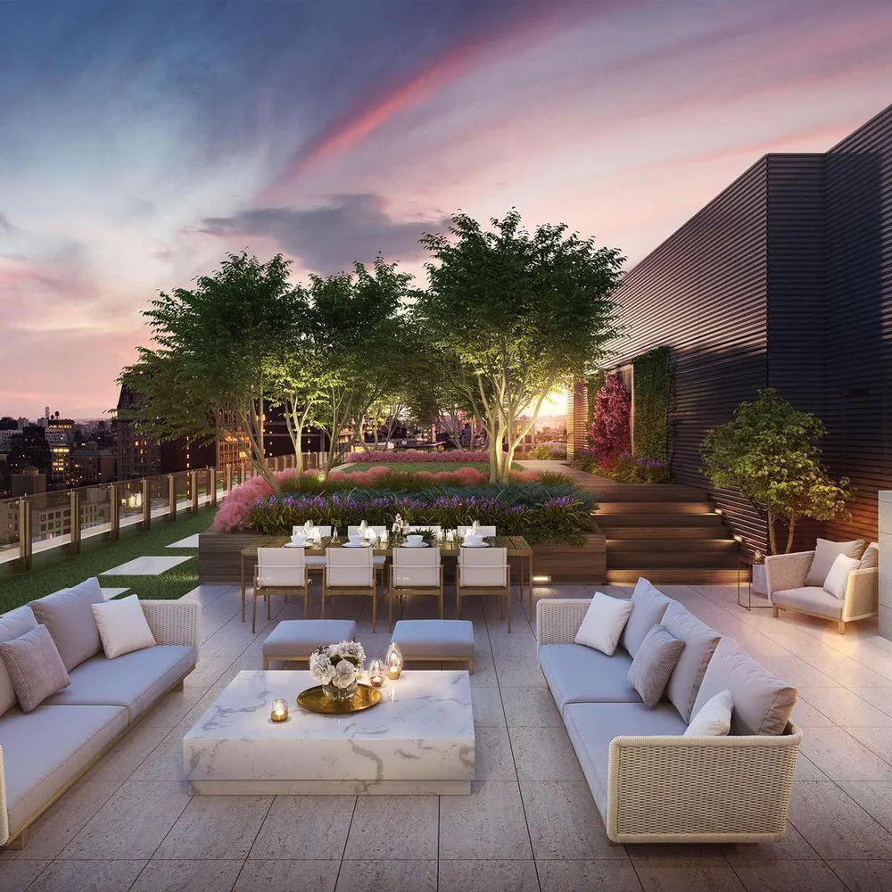 Chic Urban Outdoor Oasis