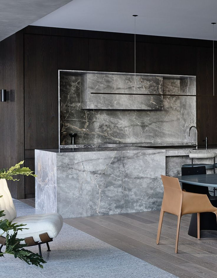 Modern Luxury Kitchen & Bar