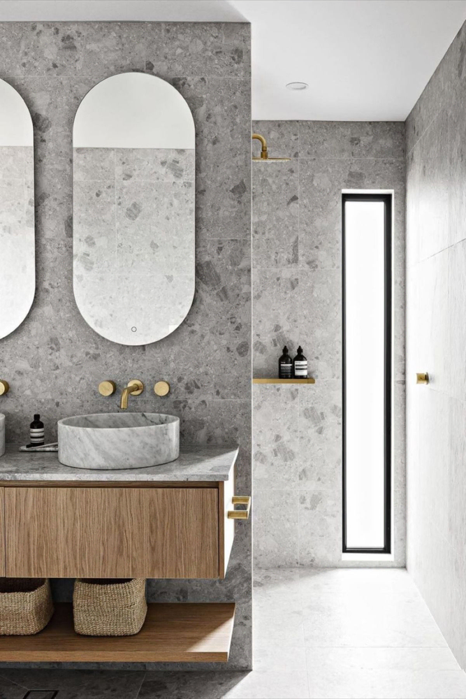 Modern Coastal Hampton Style Bathroom Design