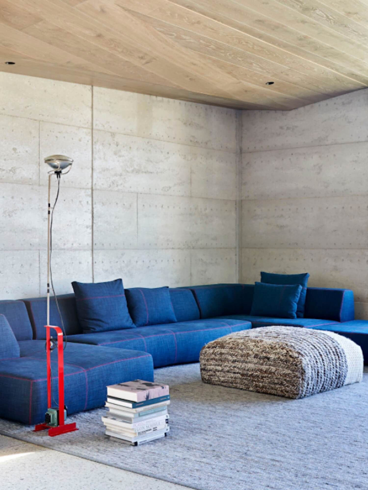 Modern Bauhaus Living Room: Art Gallery in a Compact City Apartment