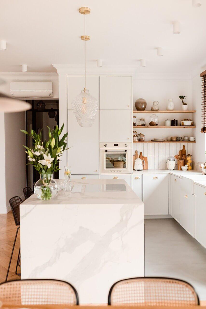 Modern Bauhaus Kitchen Design for Growing Family