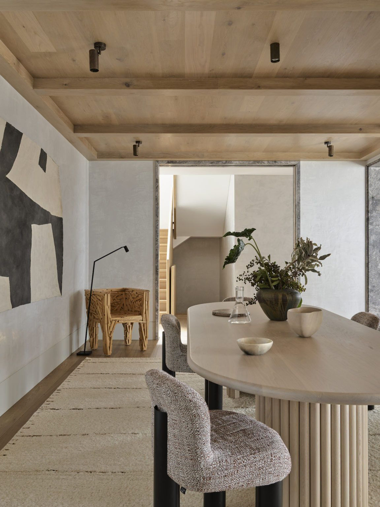 Modern Dining Room with Beige Upholstery and Natural Wood