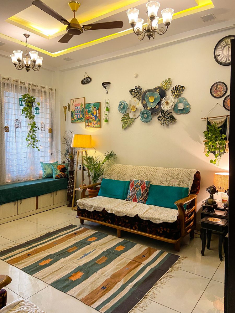 Elegant Eclectic Living Room Design