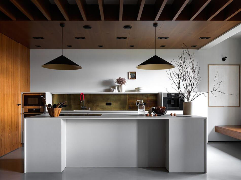 Elegant Minimalist Kitchen Design