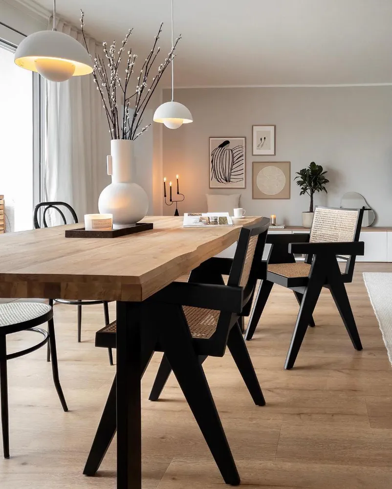 Modern Minimalist Dining Room