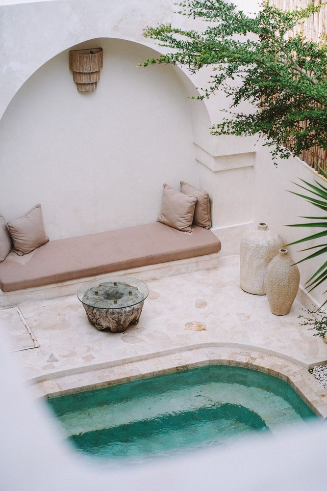 Modern Outdoor Patio Design