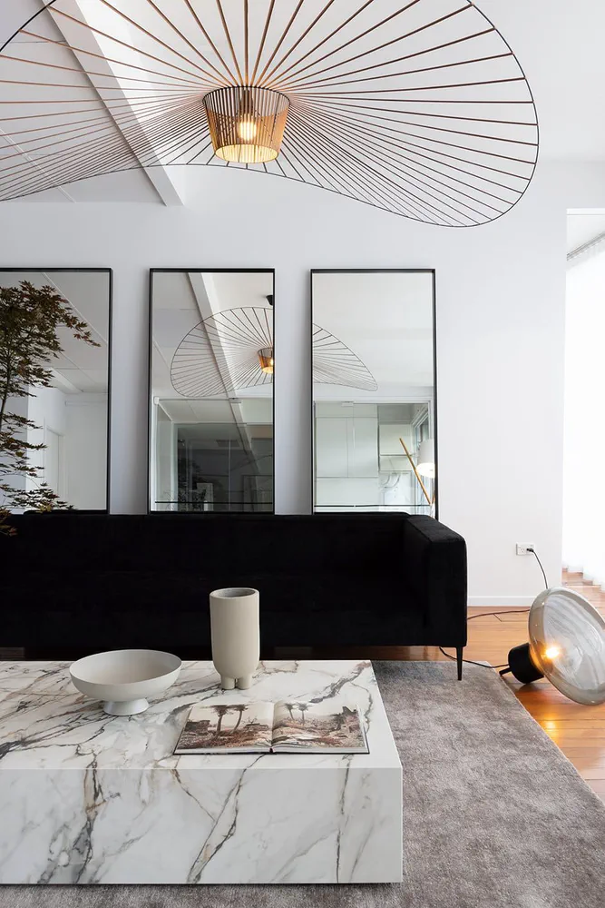 Chic Mediterranean Living Room Design