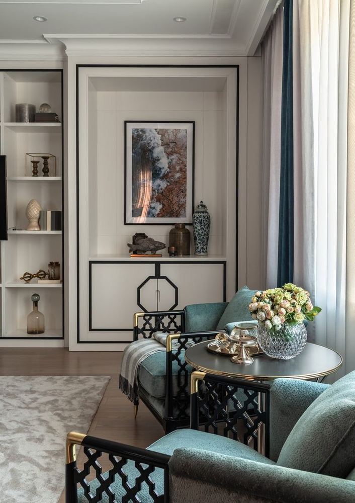 Coastal Hampton Style Living Room Design for a Mediterranean Villa
