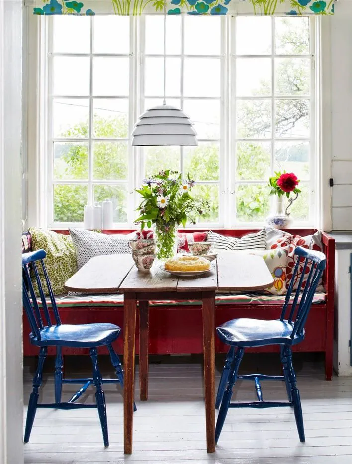 Vibrant Breakfast Nook Transformation