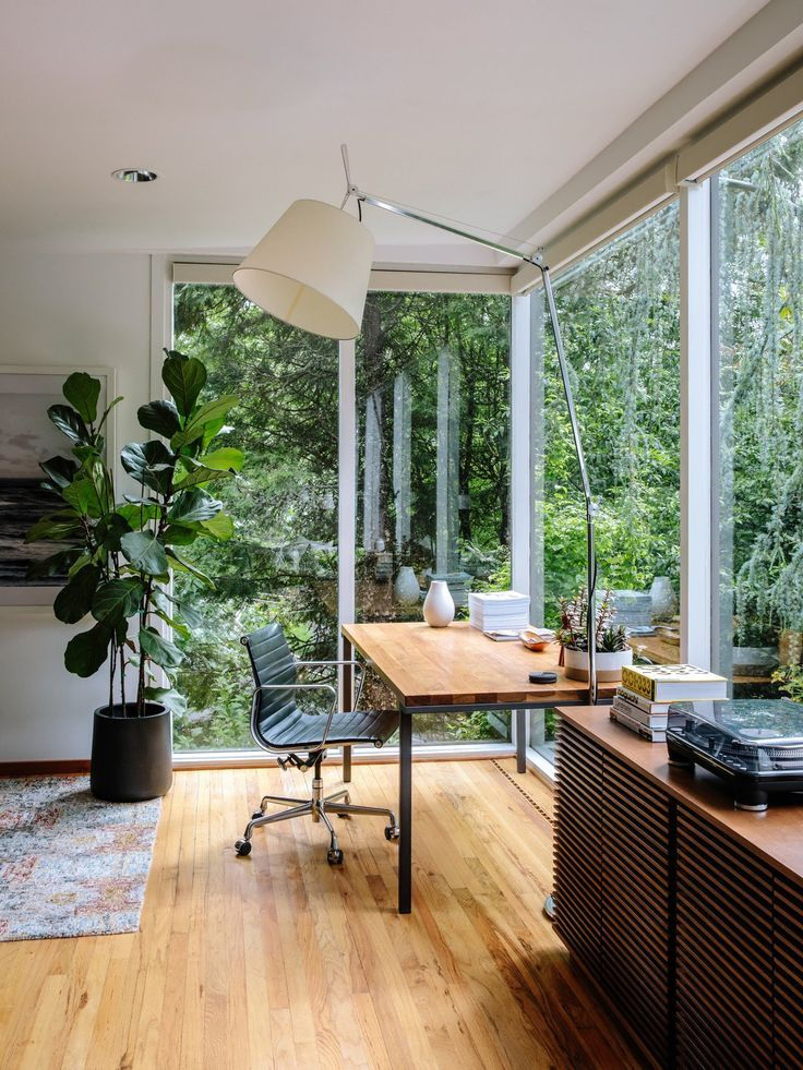 Chic Mid-century Modern Living