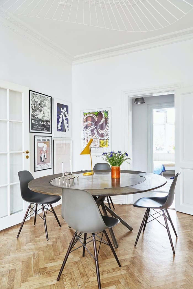 Elegant Mid-Century Dining Room