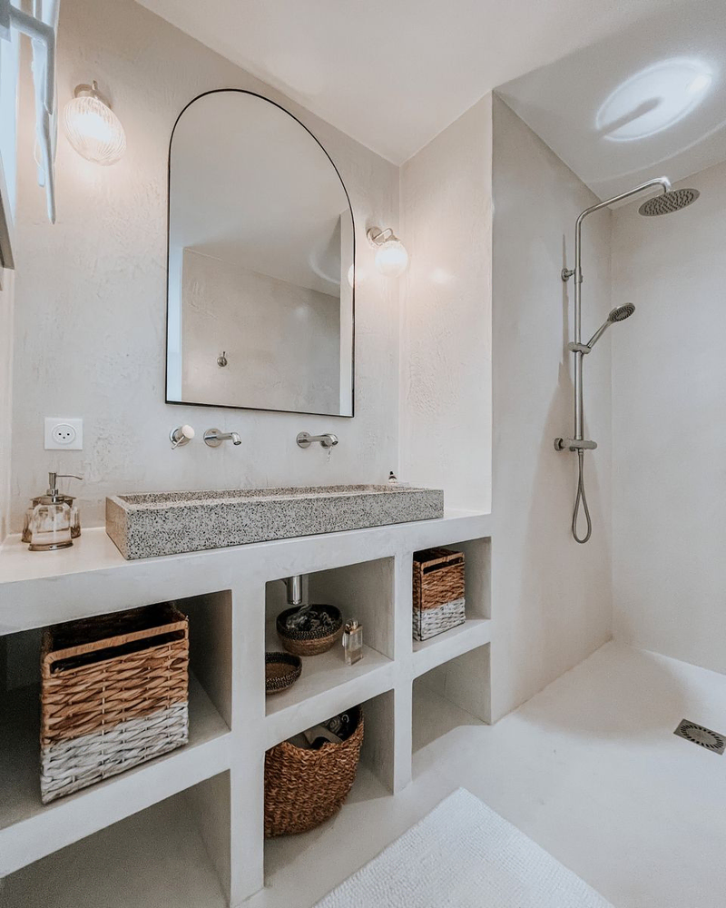 Brutalist Modern Bathroom Design: Balancing Work and Living Areas