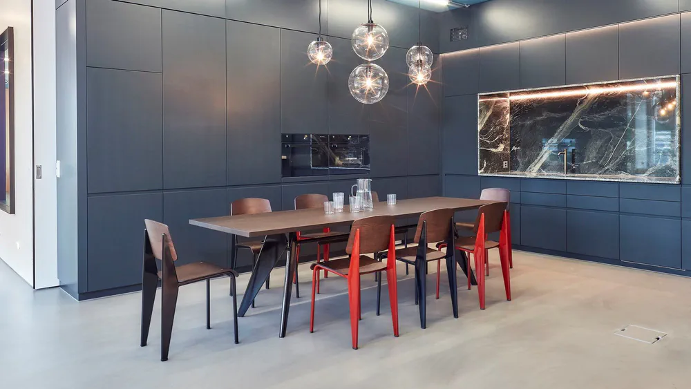 Contemporary Dining in Industrial Style